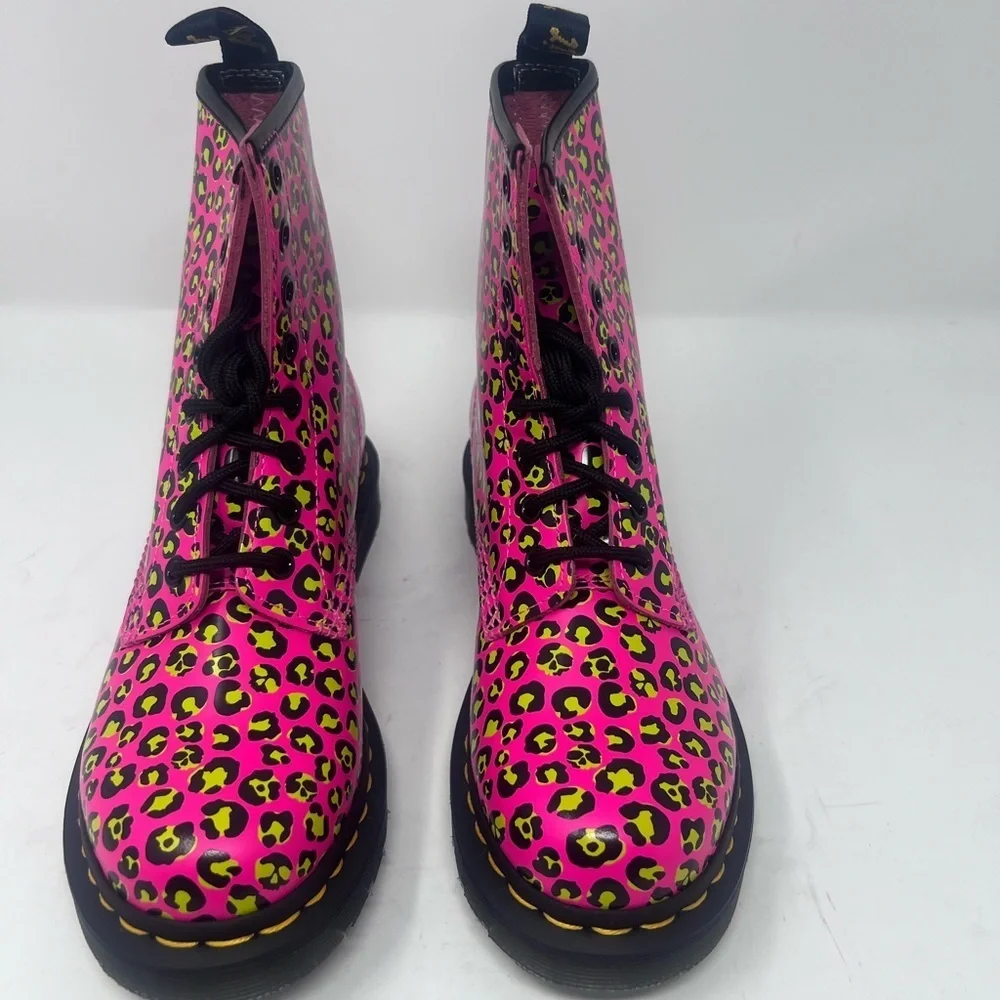 NWB! Dr.Martens Clash Pink Loud Leopard Smooth 1460 Lace Up Boots US 6/EU 37 - Picture 2 of 6